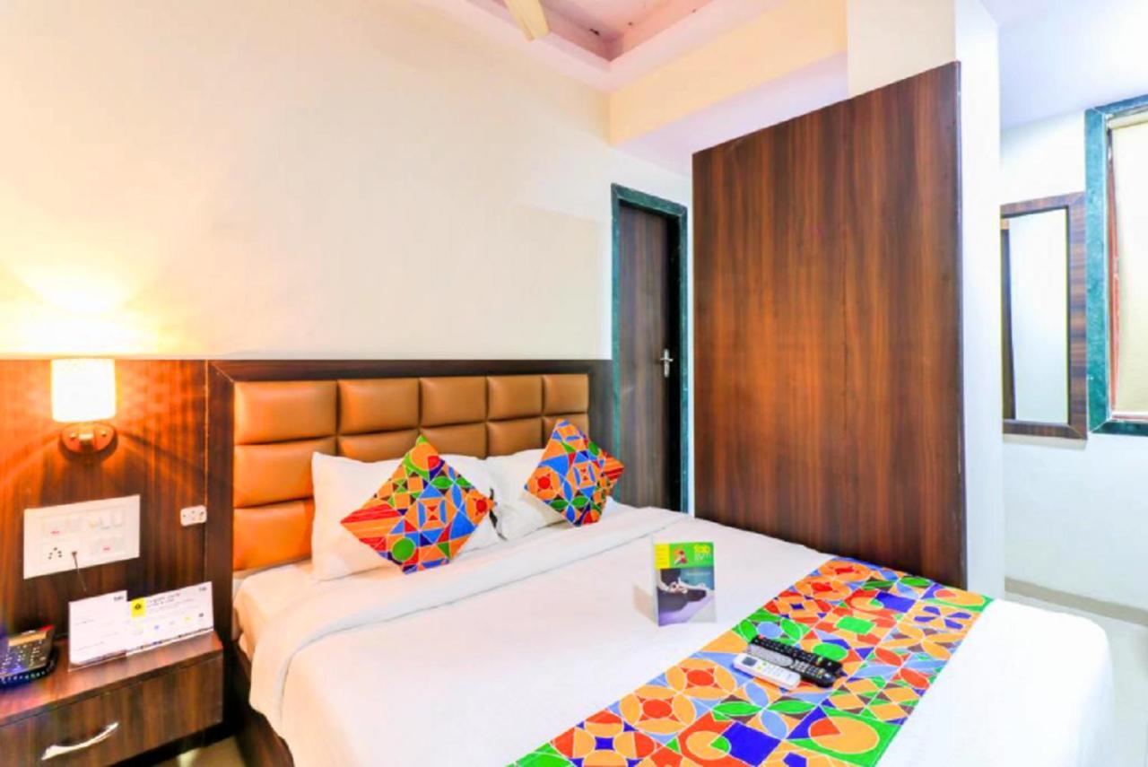 Fabhotel Galaxy Suite Mumbai Exteriör bild